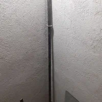 یک عدد میز پرس سینه دست ساز و یک عدد میل هالتر|تجهیزات ورزشی|هشتگرد, فاز ۱ مهستان|دیوار