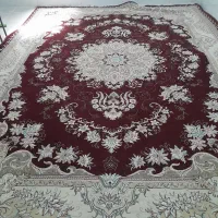 فرش ۱۲ متری سالم وتمیز