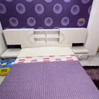 تخت۲نفره،میز آینه،۲تا پاتختی تشک۲نفره، فرش و پرده|تخت و سرویس خواب|لاهیجان, کوی آزادگان|دیوار