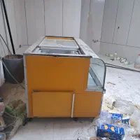 یخچال مرغی و استند شکلات و آجیل|فروشگاه و مغازه|زنجان, |دیوار