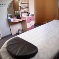 خدمات تخصصی ماساژ|خدمات آرایشگری و زیبایی|شیراز, حافظیه|دیوار