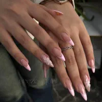 آموزش تخصصی کاشت ناخن همه چی متناسب باشرایط شما