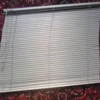 پرده کرکره فلزی نقره ای سالم مناسب خانه و اداره|پرده، رانر، رومیزی|آستارا, |دیوار