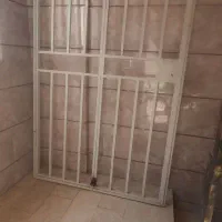 حفاظ نرده ای تاشو بسیار مقاوم و تمیز با قفل تو کار