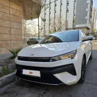 کی ام سی j7 درحد صفر ۴۰۲|خودرو سواری و وانت|تهران, صادقیه|دیوار