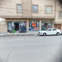 115 متر مغازه تجاری بر خیابان 20متری