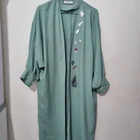 تعدادی لباس+۲ عدد چادر|لباس|میانه, |دیوار