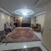 رهن و اجاره۸۰متر۲خواب خ قلعه مرغی باآسانسورپارکینگ