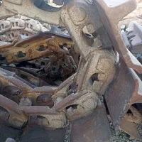 زنجیر بلدوزر ۱۵۵ کوماتسو اصل ژاپن بدون پل با کفشک|قطعات یدکی و لوازم جانبی|تهران, امام زاده عبدالله|دیوار