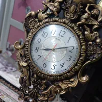 ساعت دیواری