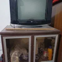 تلویزیون ال جی همراه با میز|تلویزیون و پروژکتور|رامهرمز, |دیوار