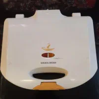 ساندویچ ساز بلک اند دکر