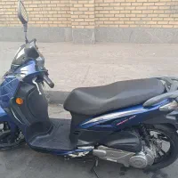 اسکوتر اس وای ام sr200 مدل 1400 تحویل 1401