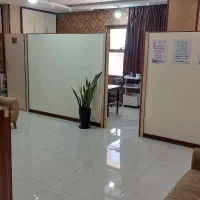 واگذاری کامل مطب زیبایی و لیزر با کلیه وسایل|اجارهٔ دفتر کار، اتاق اداری، مطب|اصفهان, محله سفلی|دیوار