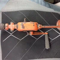 دریل دستی زیرخاکی