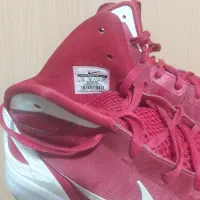 نایک ورزشی والیبال سایز ۴۵ یا ۴۶|تجهیزات ورزشی|سهند, |دیوار