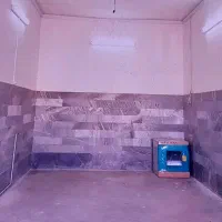 ۴۰ متر مغازه داخل گاراژ تمیز و بازسازی شده کامل