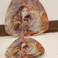 میوه خوری بسیار زیبا هر کدوم ۶ تا بشقاب داره