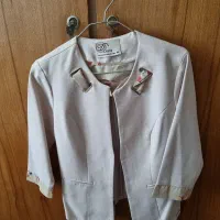 کت وشلوار اصلا پوشیده نشده سایز ۴۰ شیک و مجلسی