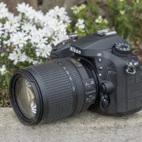 دوربین عکاسی Nikon7200