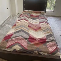 تخت یک نفره