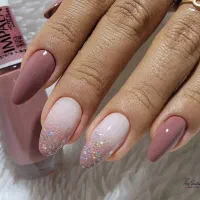 کاشت ناخن