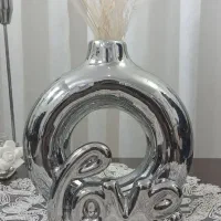 گلدان مینیمال