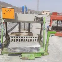 دستگاه بلوکزن نیمه اتومات