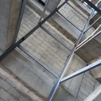 نبش کشی یا اهنکشی اسانسور