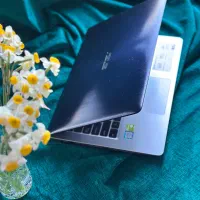 Asus i7 /12/500/4 نسل ۷ با دو گرافیک جدا