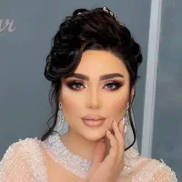 تخفیف ۵۰ ٪ میکاپ وشنیون تخصصی در سالن cip از ۹۹۰|خدمات زیبایی و سلامت|اصفهان, بوستان ناژوان|دیوار