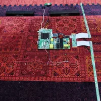 تعدادی قطعات تعمیری تلوزیون تعمیر کار نیستم