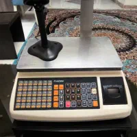 ترازو رادین 6700 پلاس در حد نو