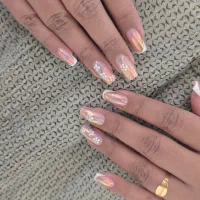 ناخنکار حرفه ای در محدوده چمن