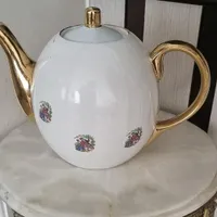 قوری خیلی بزرگ