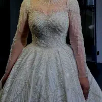 فروش وواگذاری تمام ملزومات مزون عروس