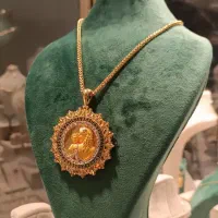 مدال الیزابت بدون اجرت