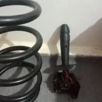 ۱عددکمک ویک فنر نو همراه کارتون ال۹۰.+دسته راهنما|قطعات یدکی و لوازم جانبی|ملایر, |دیوار