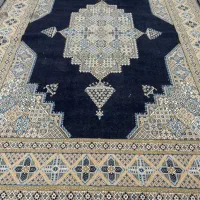 ۸ تخته فرش ۱۲ متری ۵۰۰ شانه سرمه ای یه نقش