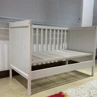 فروش فوری تخت کنار مادر ایکیا به همراه تشک
