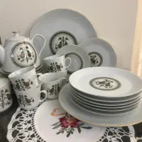 سرویس چایخوری و کیک خوری قدیمی|کلکسیون اشیاء عتیقه|اصفهان, باغ فدک|دیوار