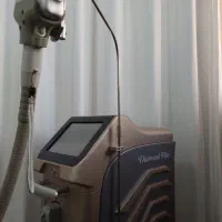 لیزر ژل و فیلر بوتاکس مزوژل جوانساز کاشت مو وابرو