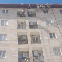 پیچ ورولپلاک نما کار در ارتفاع درزانقطاع طناب راپل|خدمات پیشه و مهارت|کرج, باغستان|دیوار