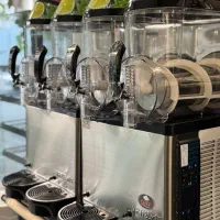 دستگاه یخ در بهشت