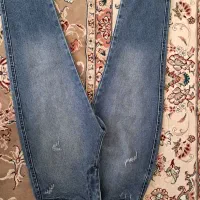 لی شلوار نوجوان