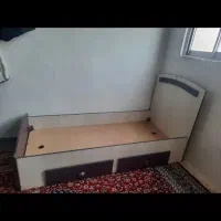 تخت خواب یکنفره کاملا سالم|تخت و سرویس خواب|سبزوار, قاضی زاد|دیوار
