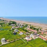 زمین ساحلی قوارهای اول دریا/چشم انداز ساحل آبی خزر|فروش زمین و ملک کلنگی|رشت, استادسرا|دیوار