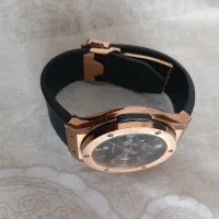 ساعت هابلوت رنگ گلد