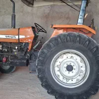 تراکتور ۲۸۵ استثنایی کمکار