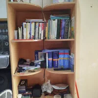 کتابخانه|کتابخانه، شلف، قفسه‌های دیواری|قدس, شهر‌قدس|دیوار